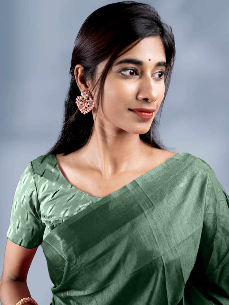 Stylish Fashion Hunter Green Vichitra Silk Plain Saree for Women