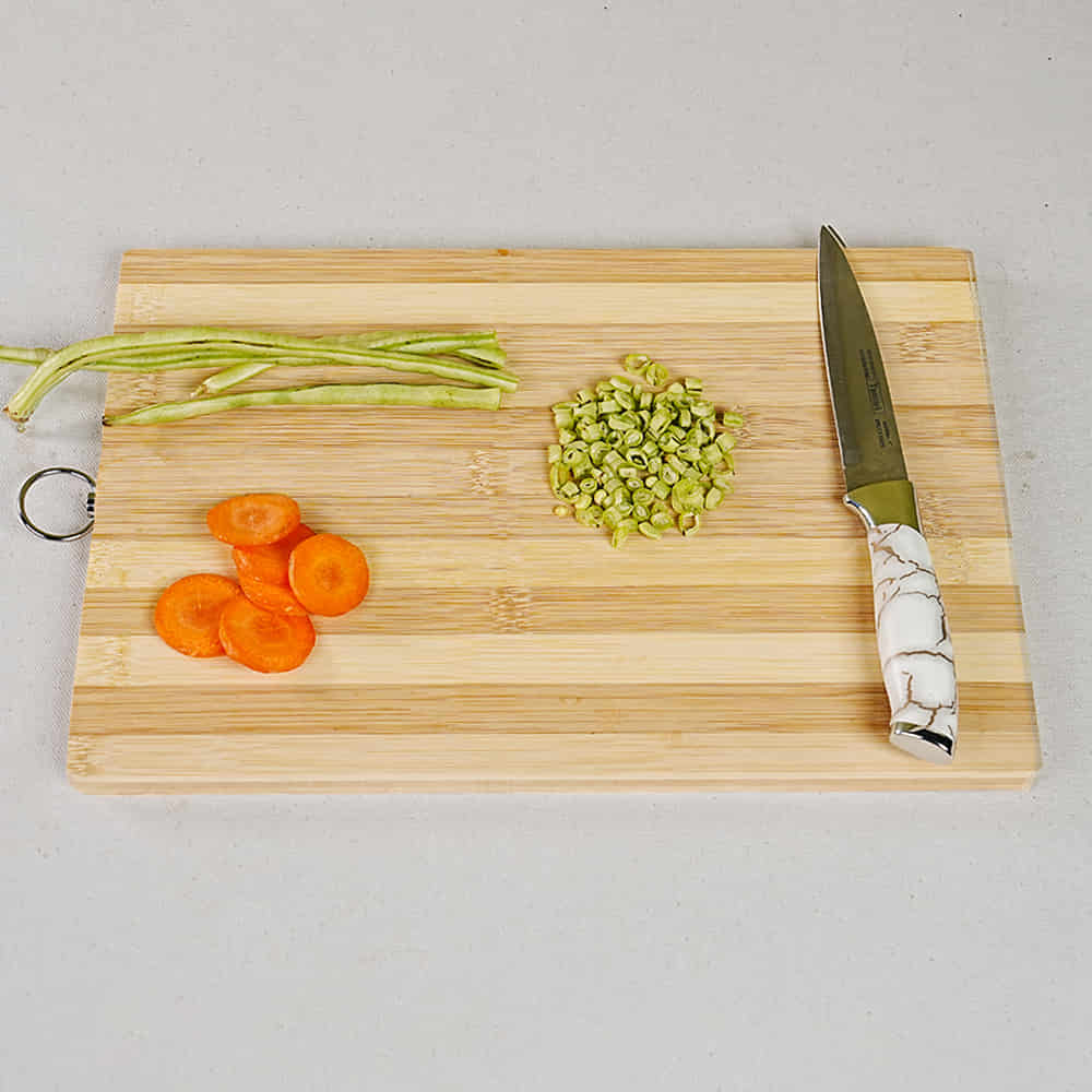 Wooden Vegetable Chopping Board with Steel Hook for Hanging 22x32cm